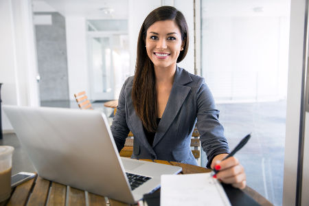 <span>A la escucha de tus necesidades</span>